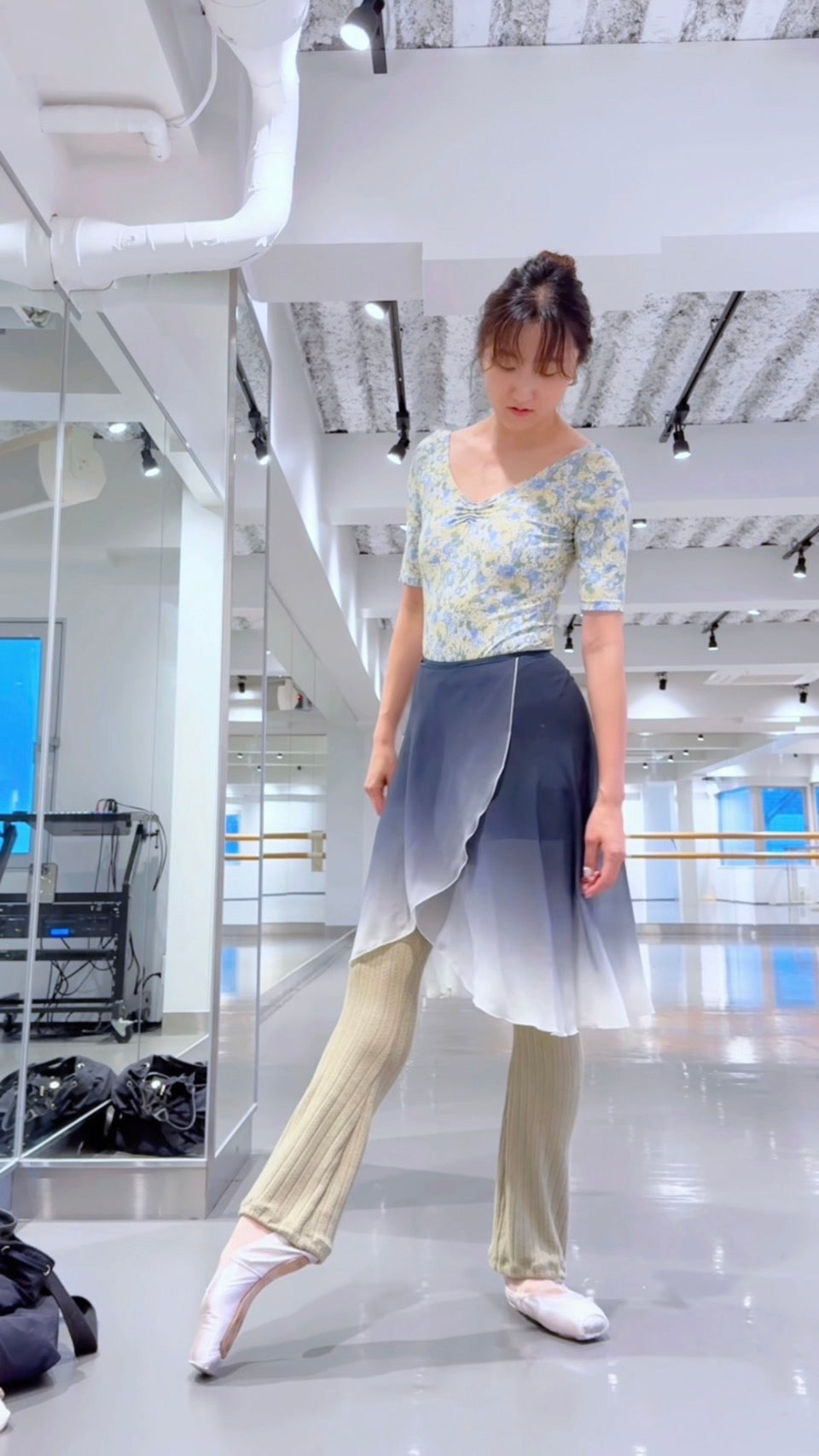 Camiiu Ballet Leg Warmer (鶯色)